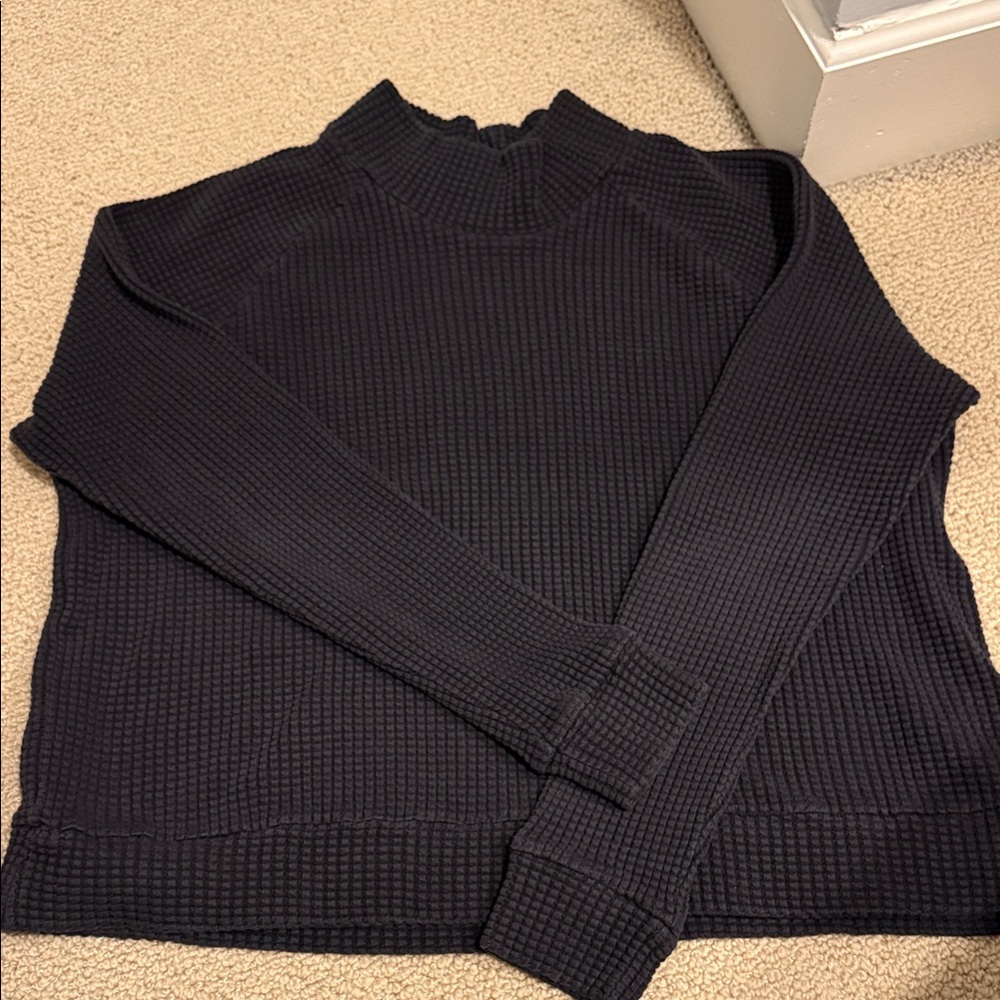 The North Face women’s Black mock neck Sweatshirt